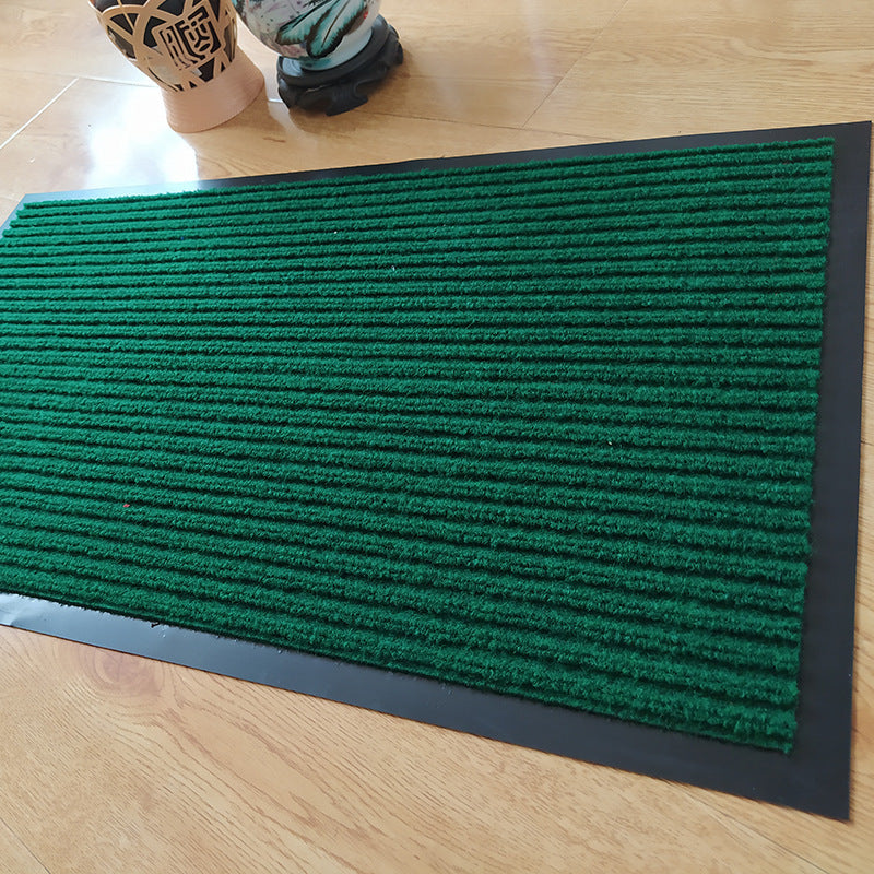 Anti-slip Mat Polypropylene Carpet Disinfection Mat placed at the entrance of a home, demonstrating its anti-slip feature.