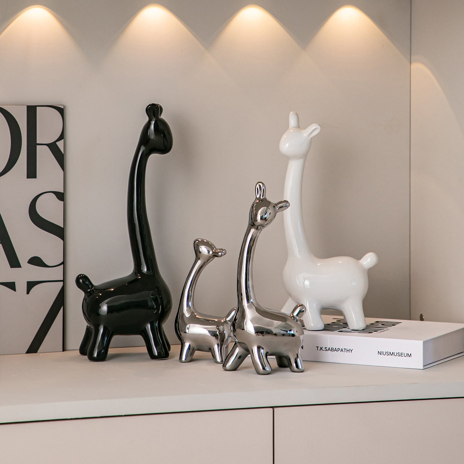 Deer Home Ornament Ceramic Decorative Ornaments - Elegant black and white ceramic deer figurines showcasing a family of three, perfect for modern home decor.