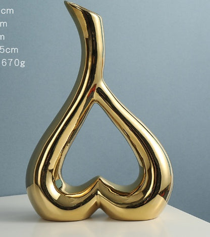 Nordic Style Heart Hollow Out Electroplated Ceramic Vase Decoration