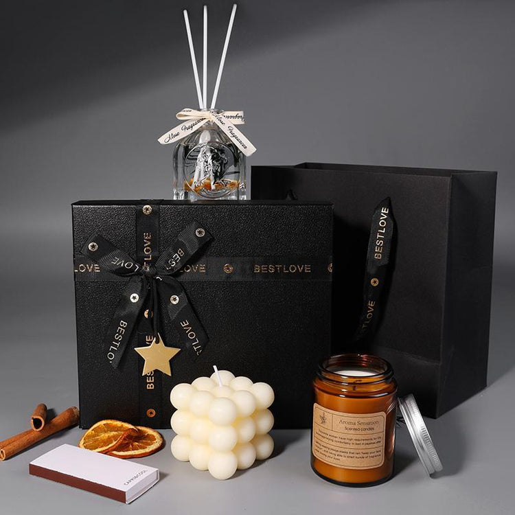 Aromatherapy Candle Gift Box featuring elegant packaging ideal for gifts and special occasions.